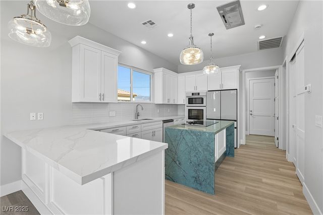 1860 Old West Avenue, Pahrump, NV 89048