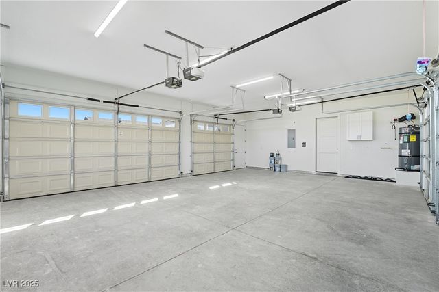 1860 Old West Avenue, Pahrump, NV 89048