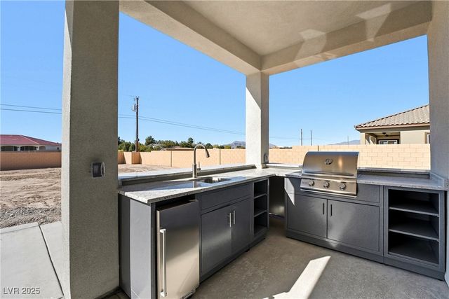 1860 Old West Avenue, Pahrump, NV 89048