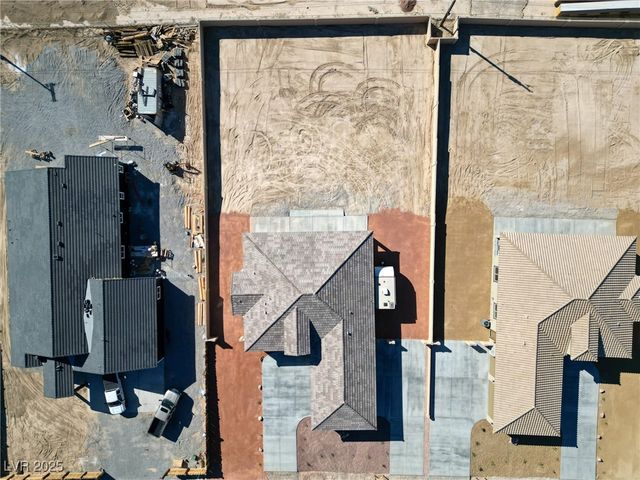 1860 Old West Avenue, Pahrump, NV 89048