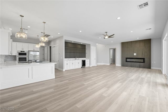 1860 Old West Avenue, Pahrump, NV 89048