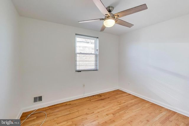 5864 EASTERN AVE NE, Washington, DC 20011