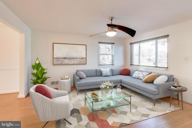 5864 EASTERN AVE NE, Washington, DC 20011