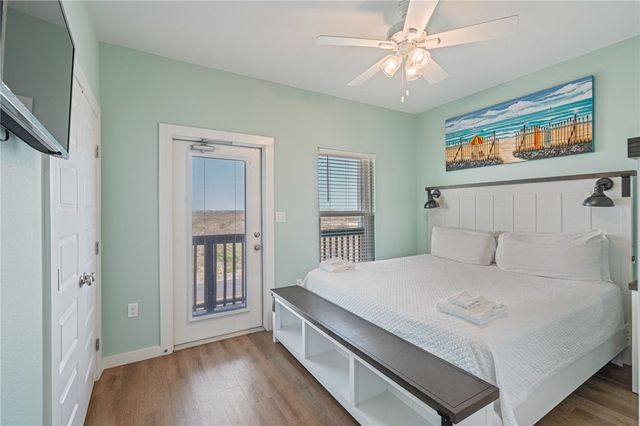 14916 Pirates Cove Dr, Corpus Christi, TX 78418