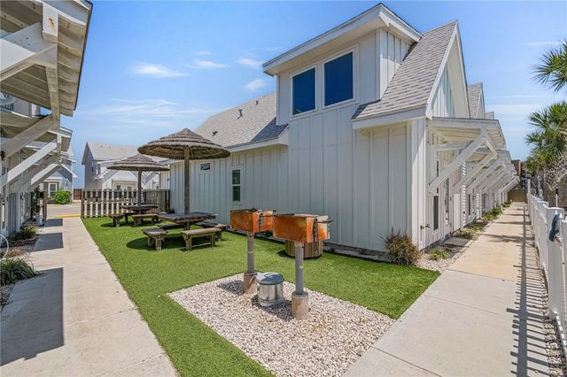 14916 Pirates Cove Dr, Corpus Christi, TX 78418