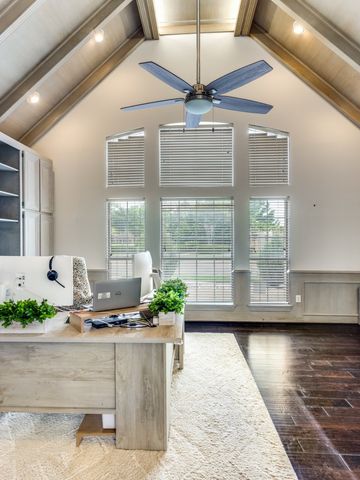 2821 Shadow Drive W, Arlington, TX 76006