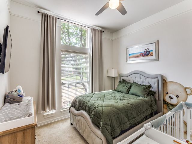 2821 Shadow Drive W, Arlington, TX 76006