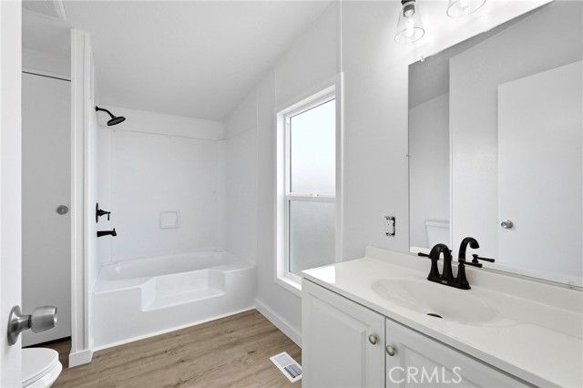 4849 Peck Road 13, El Monte, CA 91732