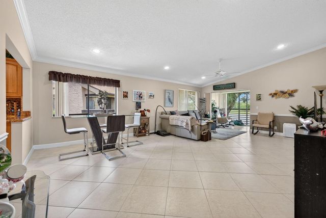 2240 SW 92nd Terrace 2403, Davie, FL 33324