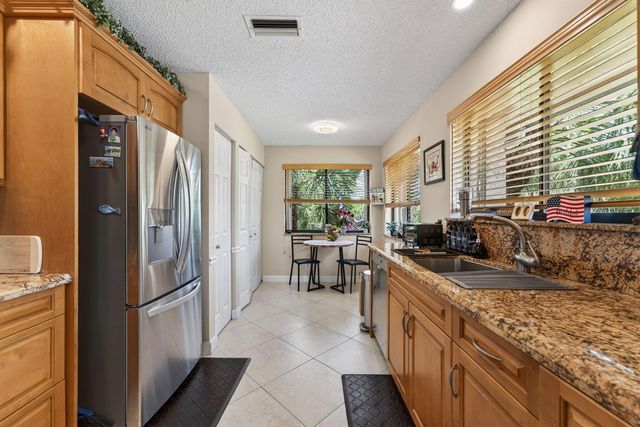 2240 SW 92nd Terrace 2403, Davie, FL 33324