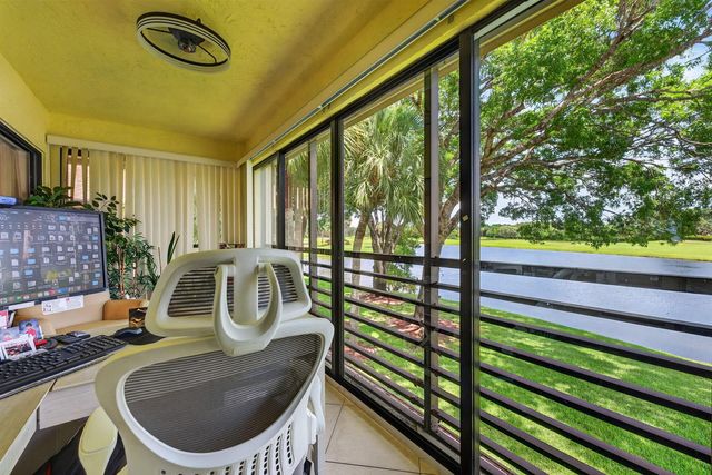 2240 SW 92nd Terrace 2403, Davie, FL 33324