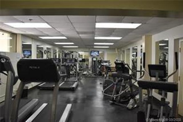 2240 SW 92nd Terrace 2403, Davie, FL 33324