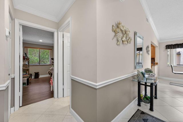 2240 SW 92nd Terrace 2403, Davie, FL 33324