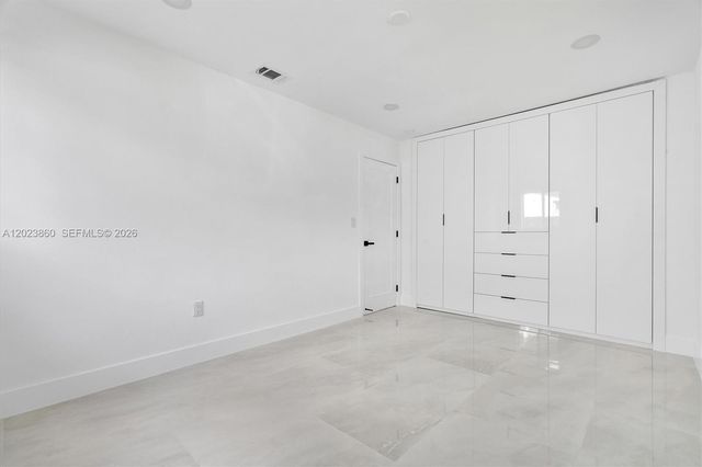 7860 NW 12th St, Pembroke Pines, FL 33024
