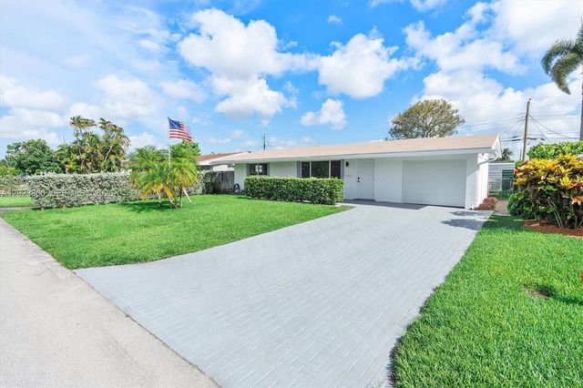 7860 NW 12th St, Pembroke Pines, FL 33024