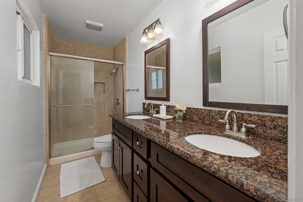 Image 16 of property listing at 1174 E Madison Ave., El Cajon, CA 92021