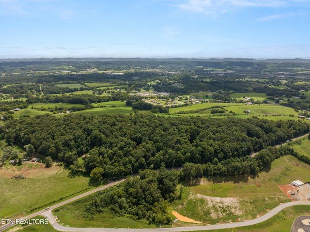 Oakland Rd, Sweetwater, TN 37874