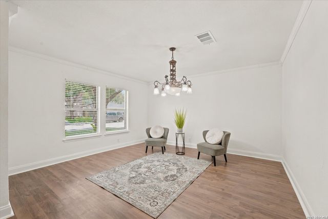 9127 Chinon, San Antonio, TX 78250
