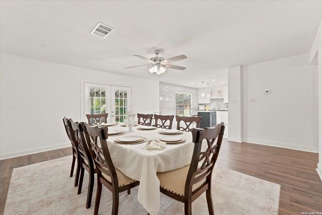 9127 Chinon, San Antonio, TX 78250