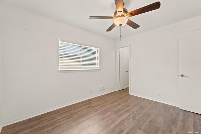 9127 Chinon, San Antonio, TX 78250