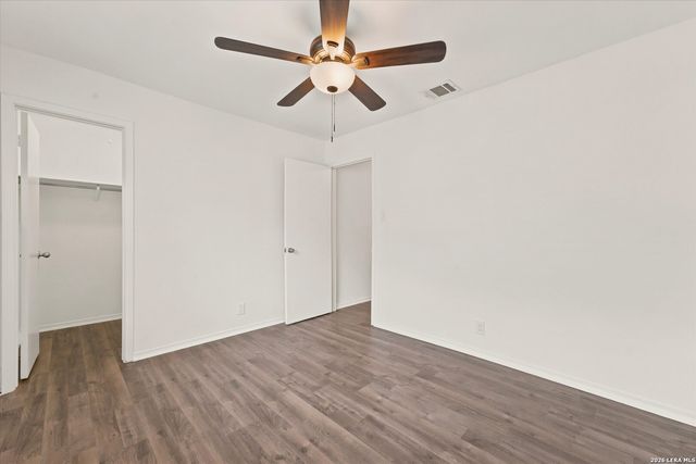 9127 Chinon, San Antonio, TX 78250