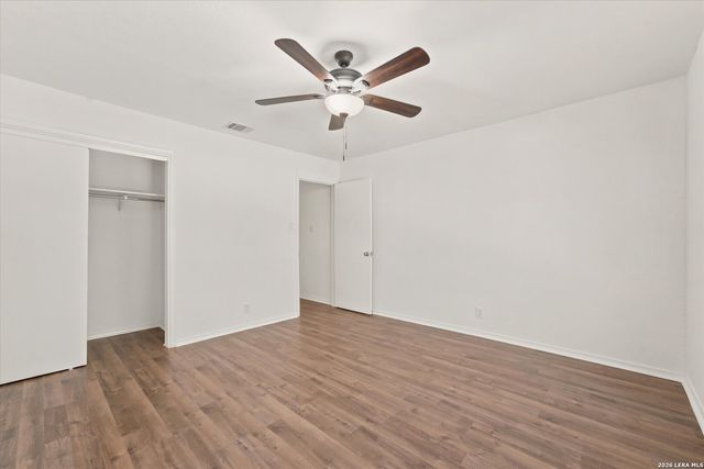 9127 Chinon, San Antonio, TX 78250