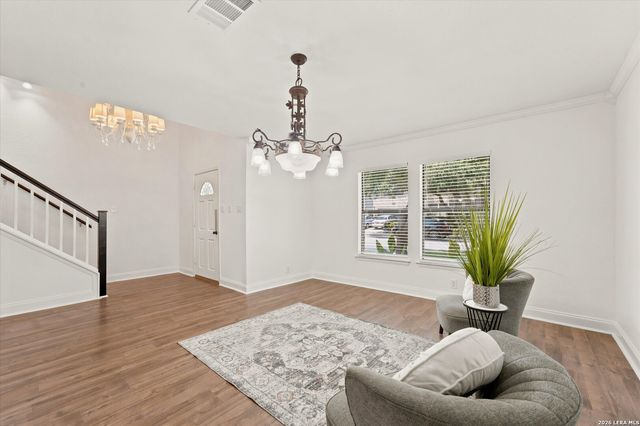 9127 Chinon, San Antonio, TX 78250