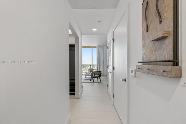 159 NE 6th Street 5103, Miami, FL 33132