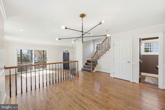 1433 BUENA VISTA AVE, Mclean, VA 22101