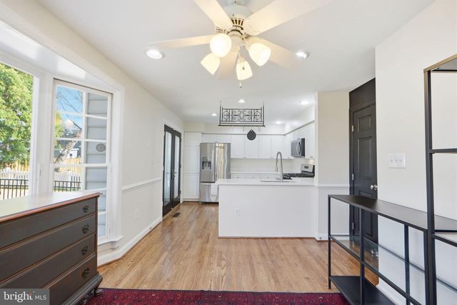 1433 BUENA VISTA AVE, Mclean, VA 22101