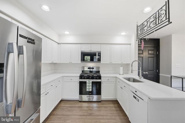 1433 BUENA VISTA AVE, Mclean, VA 22101