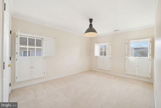 1433 BUENA VISTA AVE, Mclean, VA 22101