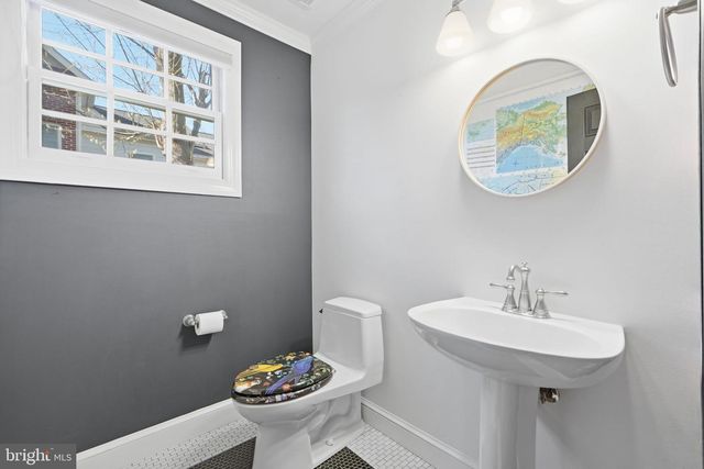 1433 BUENA VISTA AVE, Mclean, VA 22101