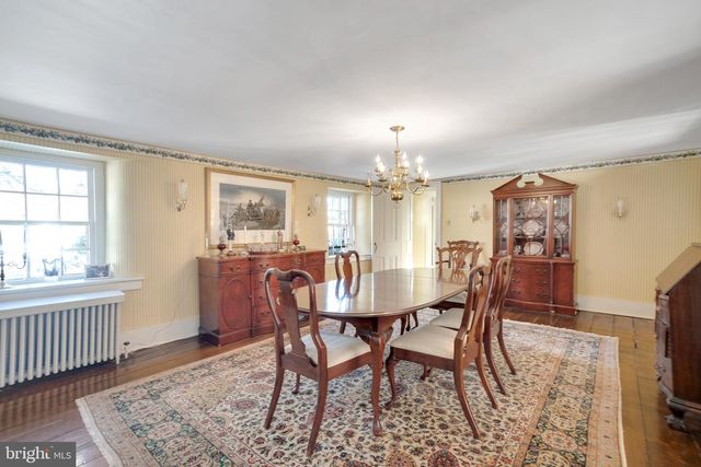 1105 GREEN LANE RD, Malvern, PA 19355