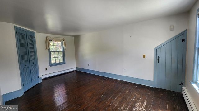 1105 GREEN LANE RD, Malvern, PA 19355