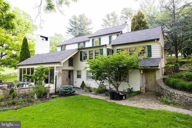 1105 GREEN LANE RD, Malvern, PA 19355