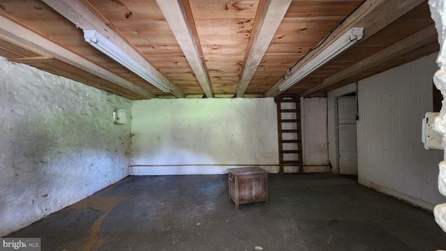 1105 GREEN LANE RD, Malvern, PA 19355