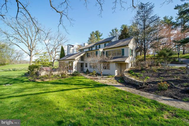 1105 GREEN LANE RD, Malvern, PA 19355