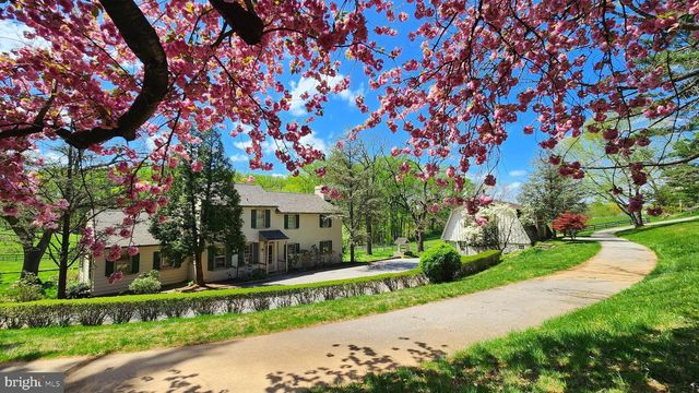 1105 GREEN LANE RD, Malvern, PA 19355