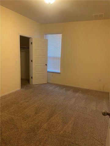 9504 Hunter LN, Austin, TX 78748