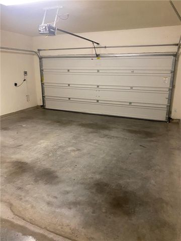 9504 Hunter LN, Austin, TX 78748