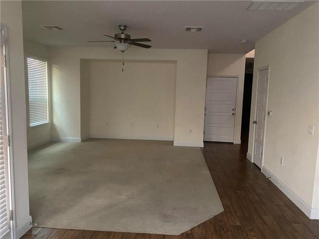 9504 Hunter LN, Austin, TX 78748