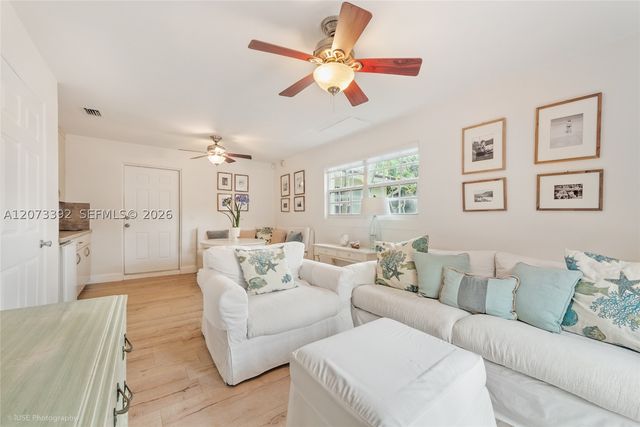 7345 SW 152nd St, Palmetto Bay, FL 33157