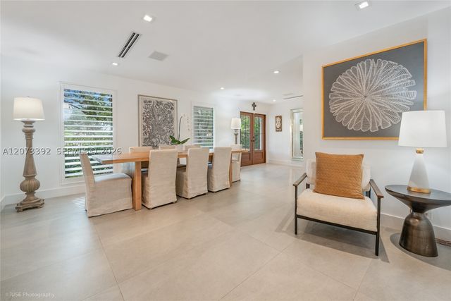 7345 SW 152nd St, Palmetto Bay, FL 33157