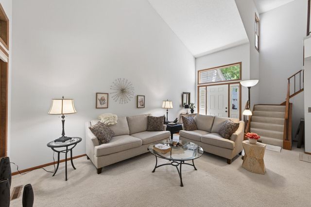 11106 Oregon Avenue S, Bloomington, MN 55438