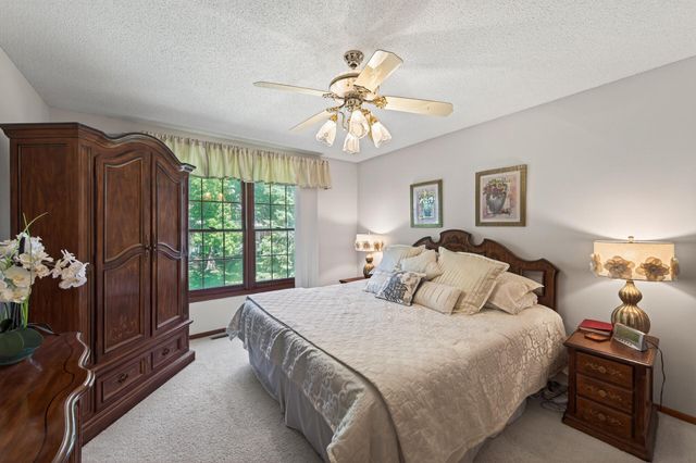 11106 Oregon Avenue S, Bloomington, MN 55438