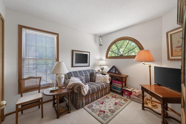 11106 Oregon Avenue S, Bloomington, MN 55438