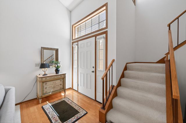11106 Oregon Avenue S, Bloomington, MN 55438