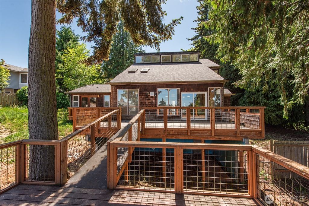 1603 E 5th Street, Port Angeles, WA 98362
