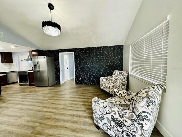 8203 OLIVEWOOD PLACE, Tampa, FL 33615